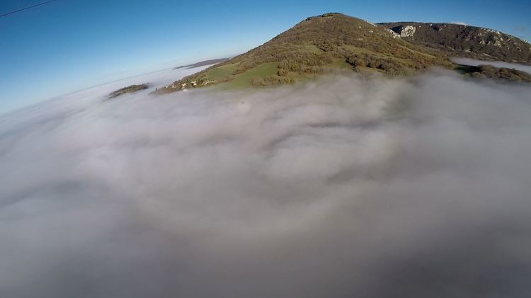 gloire du pilote au dessus de mer de brouillard au poupet 